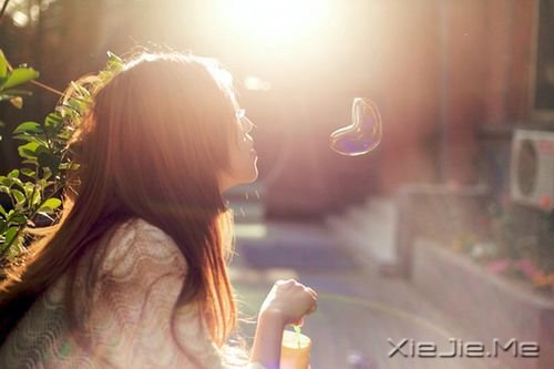 晚安心语:青春就是让你张扬的笑,也给你莫名的痛 (4)