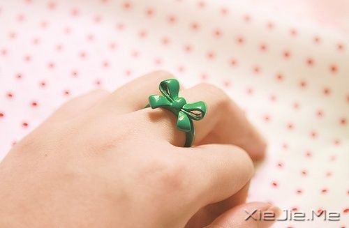 晚安心语:放下那些不能帮助你前行的过去 (1)